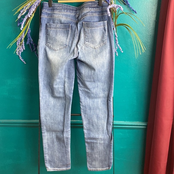 Democracy size 2, lightly distressed joggers more like a 4 - Picture 6 of 7